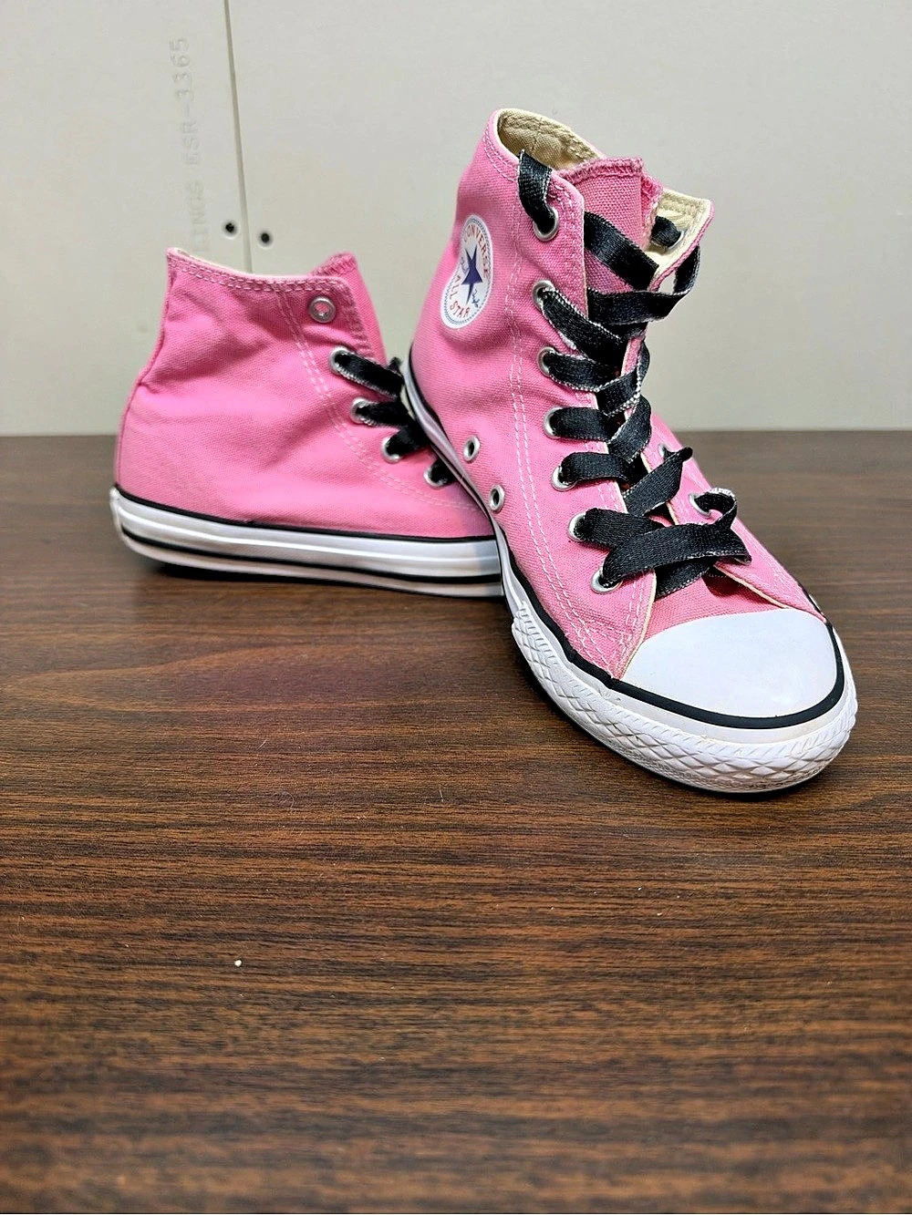 Converse Chuck Taylor All Star Pink Ribbon High Top Sneakers Pink & White